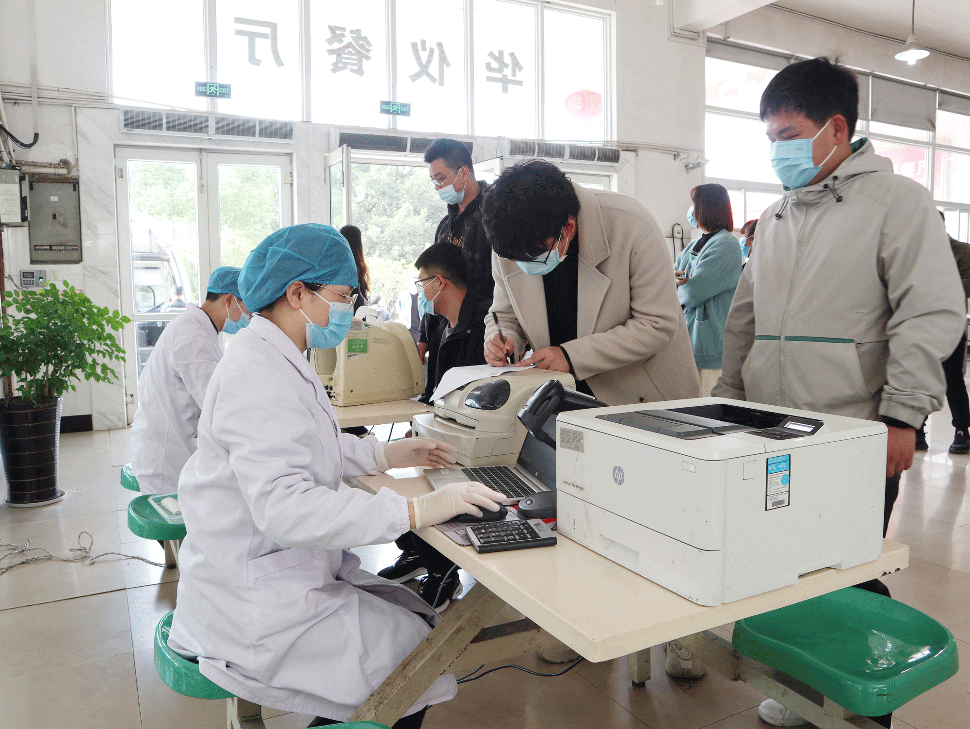 讓愛心傳遞 為生命接力 | 華儀電氣開展無償獻(xiàn)血活動(dòng)